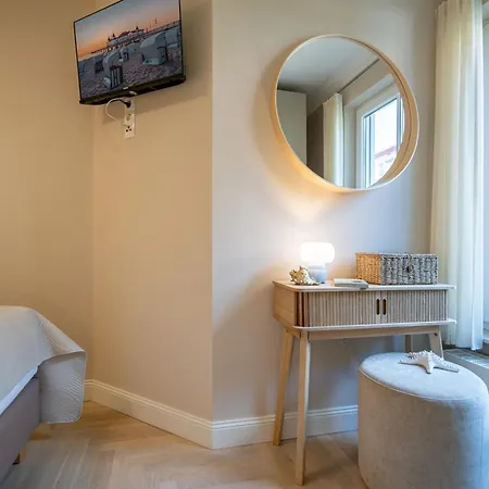 Louise App 4 דירה